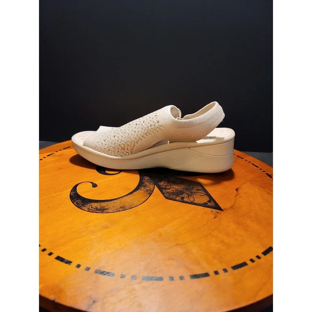 BZees Starbright Womens Size 9.5